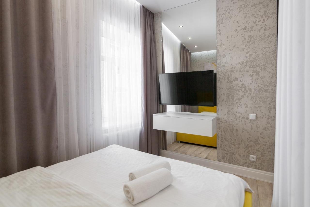 Royal Vip Apartment On Pidmurna 24 Lviv Exterior photo